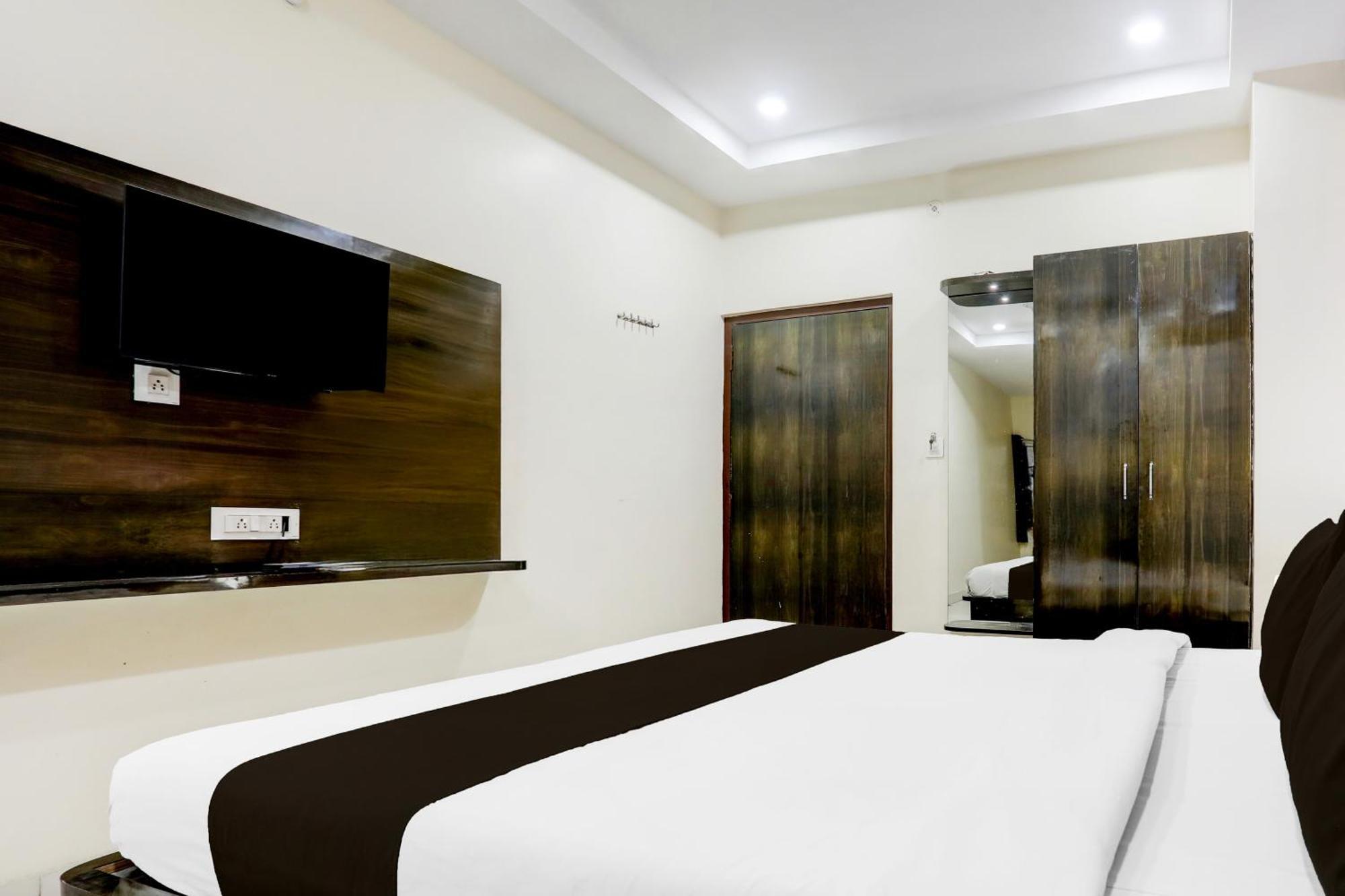 Hotel Super Townhouse Gida Near Rto Office Gorakhpur Zewnętrze zdjęcie