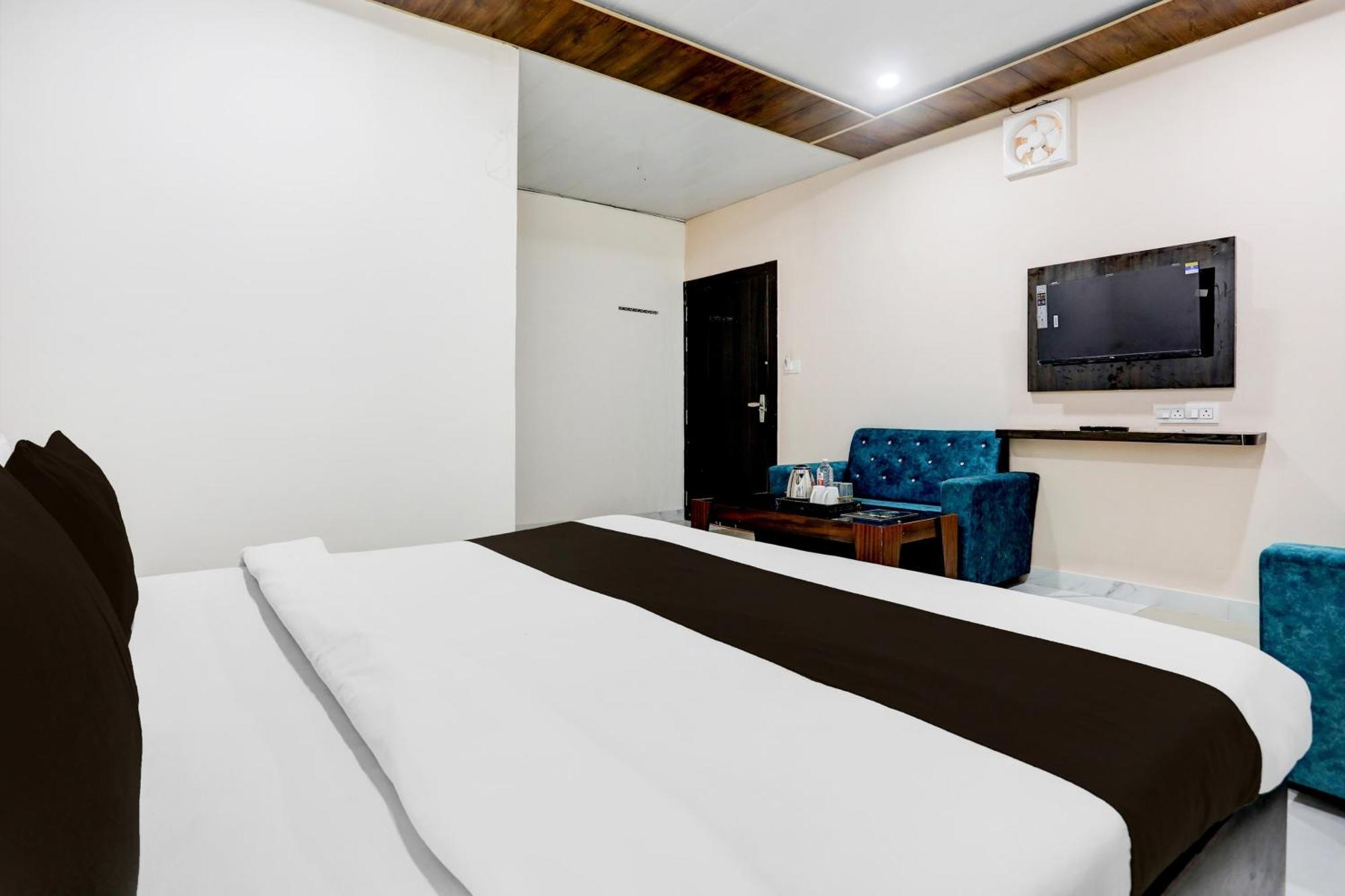 Hotel Super Townhouse Gida Near Rto Office Gorakhpur Zewnętrze zdjęcie