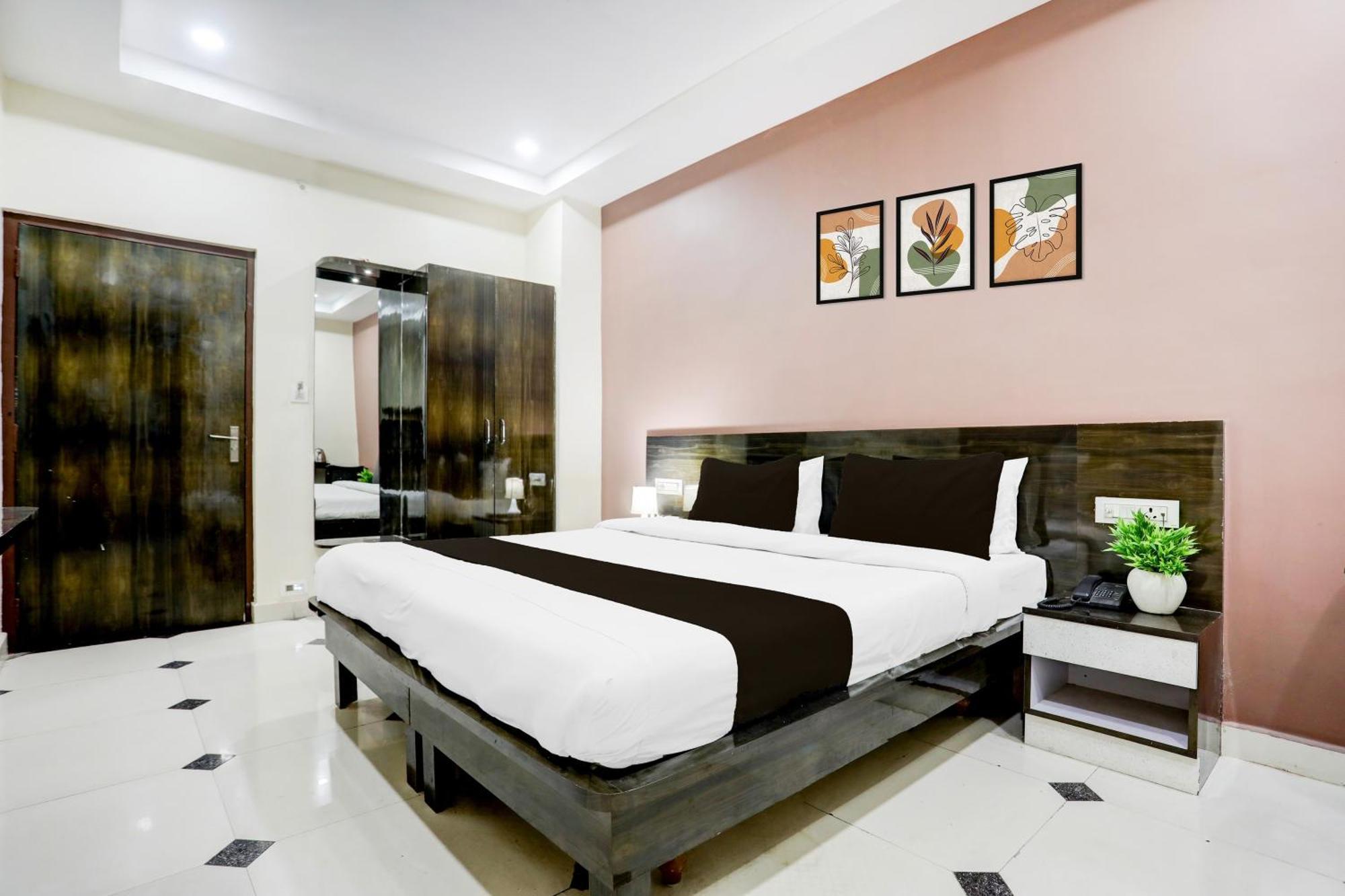 Hotel Super Townhouse Gida Near Rto Office Gorakhpur Zewnętrze zdjęcie